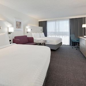 Premium Queen Room